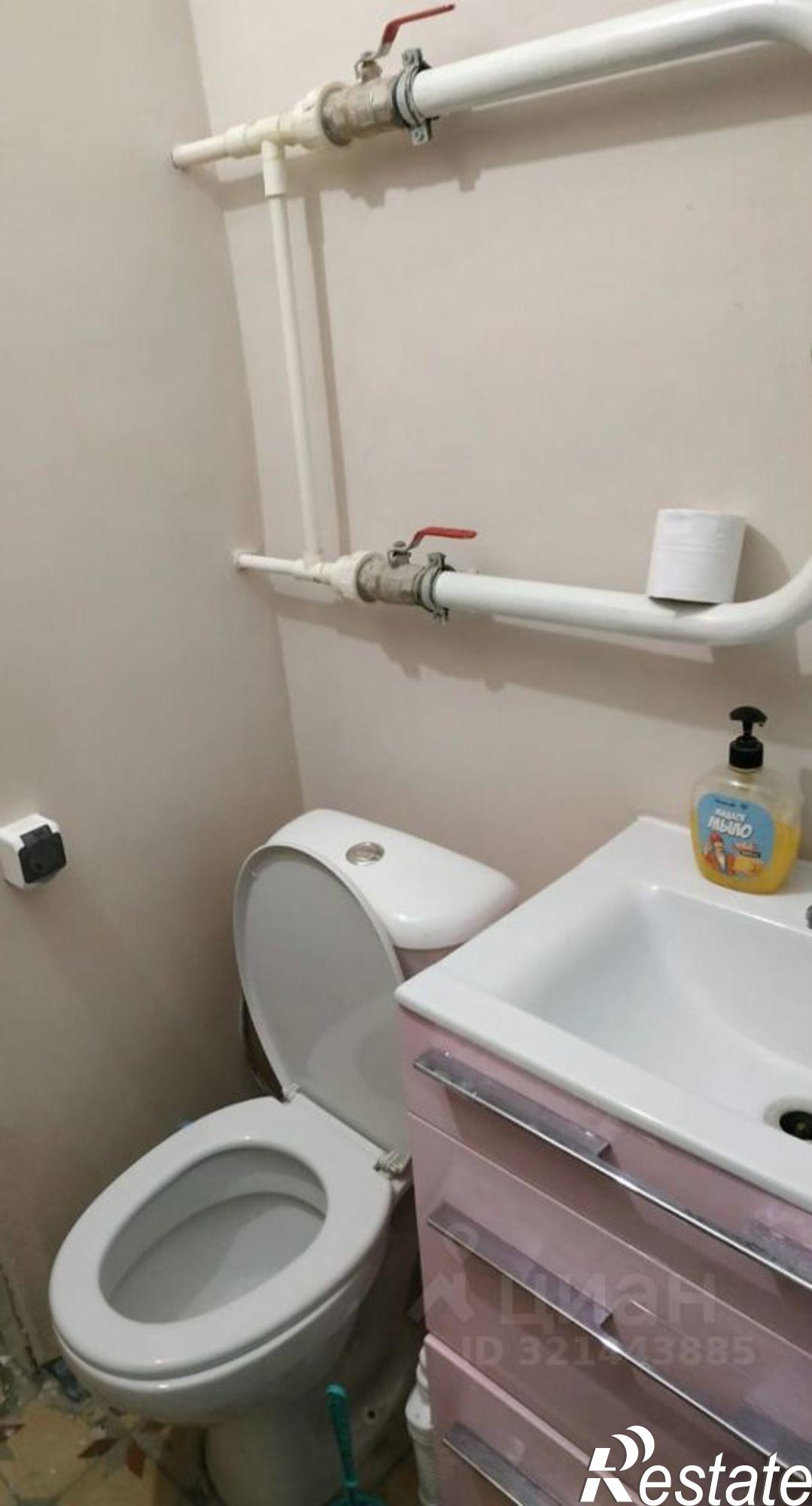 Купить комнату за 1 290 000 рублей на Челябинск, Российская улица, 35