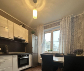 2-комн, 53кв м, этаж 9/11 ул Братьев Кашириных, 100А