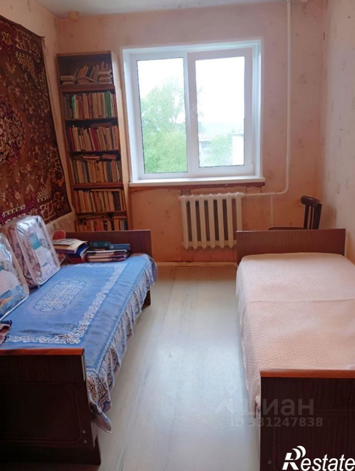 2-комн квартира ул 40 лет Октября, 49,  д. 49