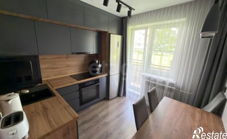 2-комн квартира улица Дзержинского, 37,  д. 37