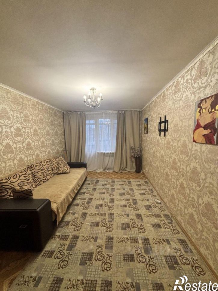 1-комн квартира Челябинск, улица Братьев Кашириных, 54