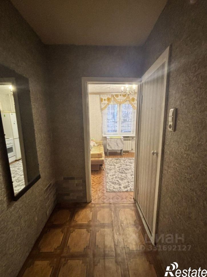 1-комн квартира Челябинск, улица Братьев Кашириных, 54