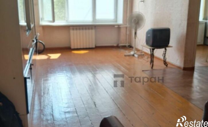 2-комн квартира Челябинск, улица 60-летия Октября, 7
