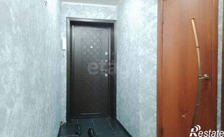 2-комн квартира ул Горелова, 2,  д. 2