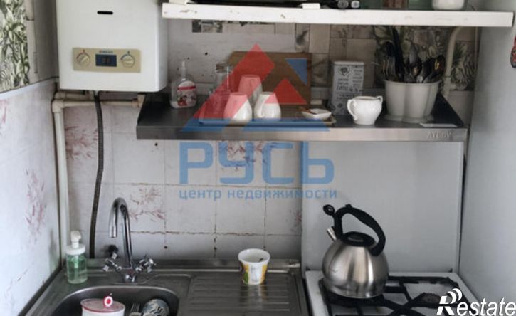 3-комн квартира ул 50 лет Октября, 2,  д. 2