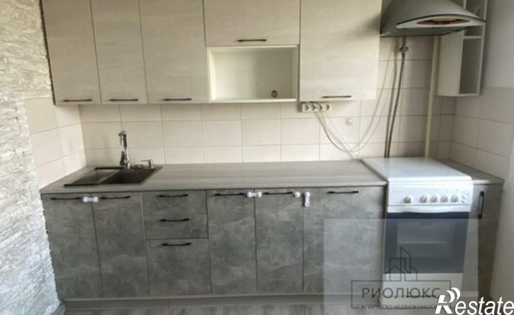 2-комн квартира Магнитогорск, улица Зелёный Лог, 56