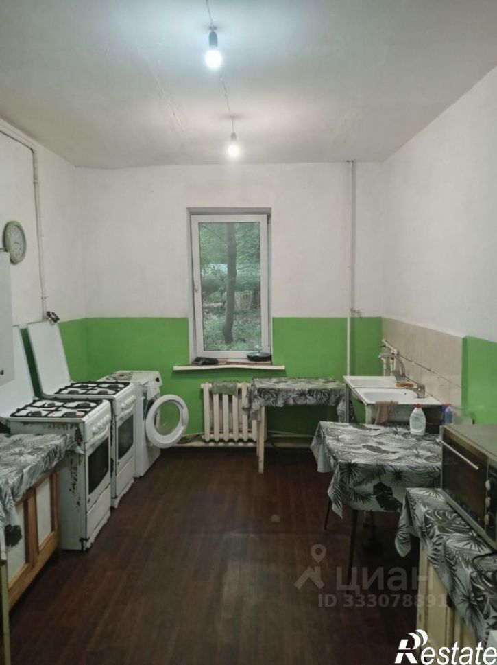 Комната Челябинск, Российская улица, 11В