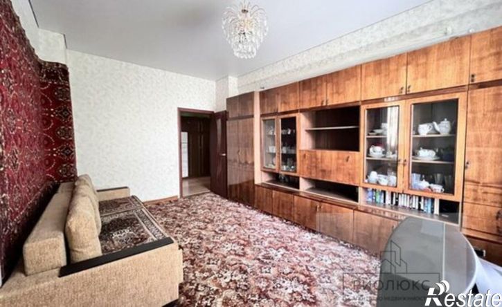 3-комн квартира Магнитогорск, Октябрьская улица, 6