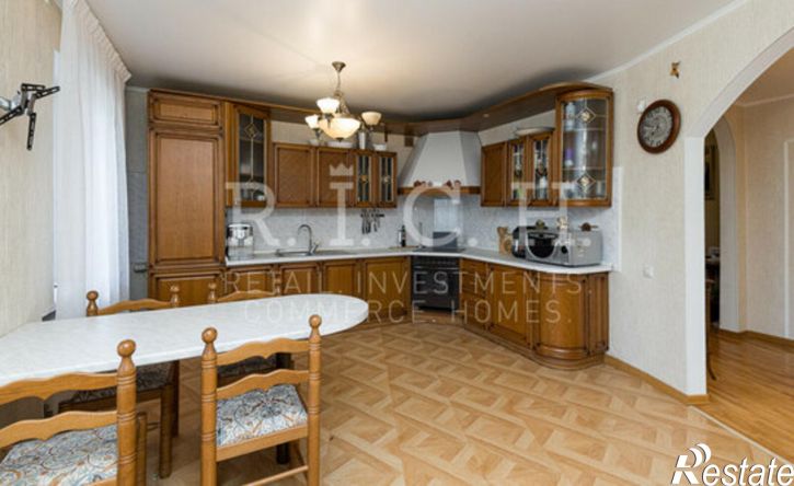 4-комн квартира Челябинск, улица Энгельса, 43Б