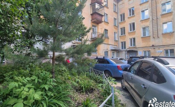 2-комн квартира Магнитогорск, Первомайская улица, 8