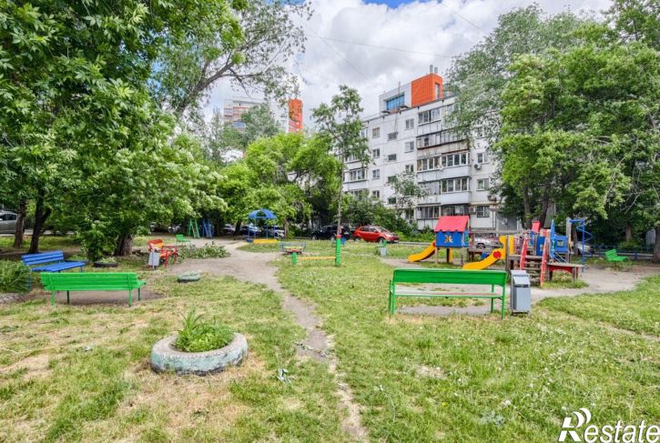 1-комн квартира Челябинск, улица Молодогвардейцев, 62