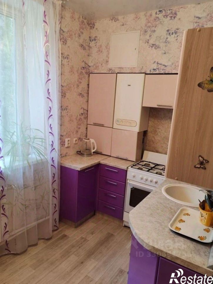 3-комн квартира ул Бажова, 2,  д. 2