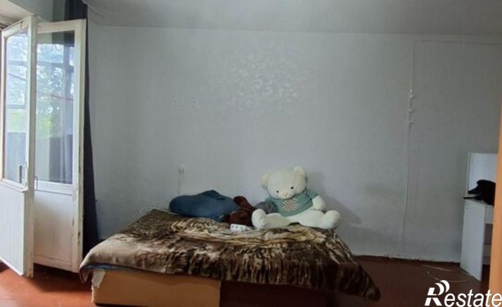 1-комн квартира ул Есенина, 2,  д. 2