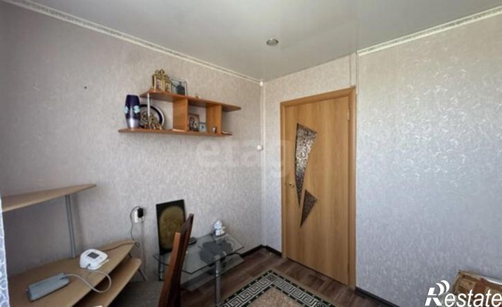 3-комн квартира село Октябрьское, улица Строителей, 35