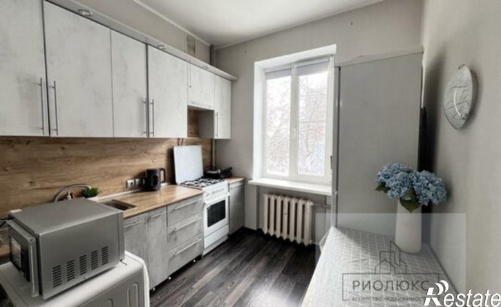 1-комн квартира Магнитогорск, Набережная улица, 24