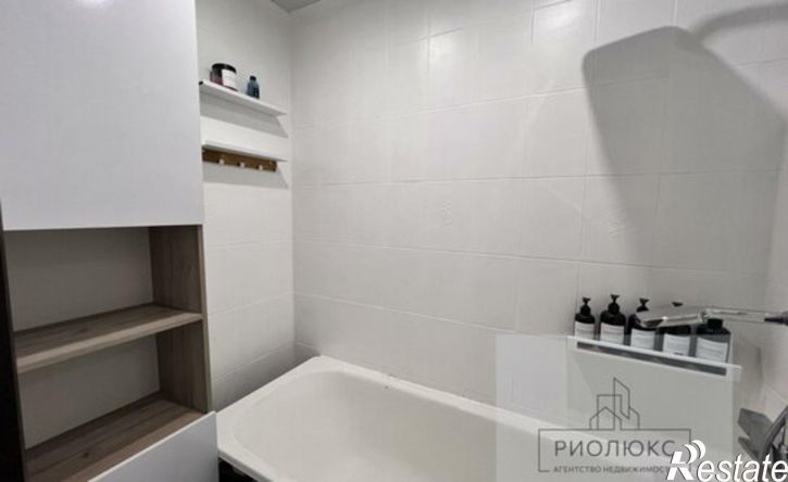 1-комн квартира Магнитогорск, Набережная улица, 24