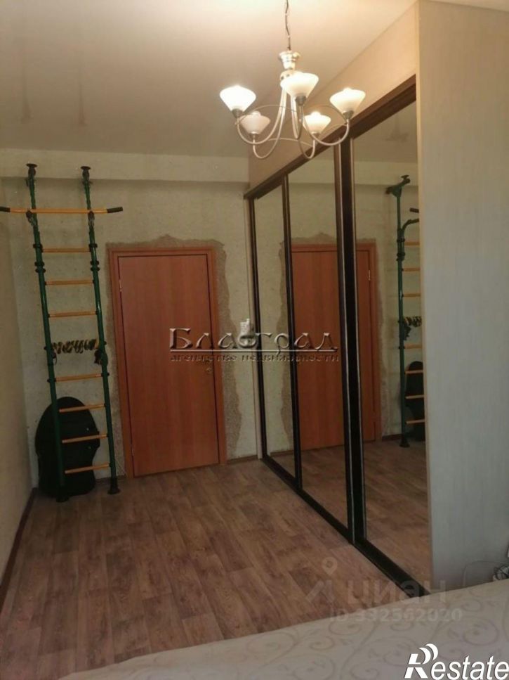 3-комн квартира Челябинск, улица Челябинского Рабочего, 2