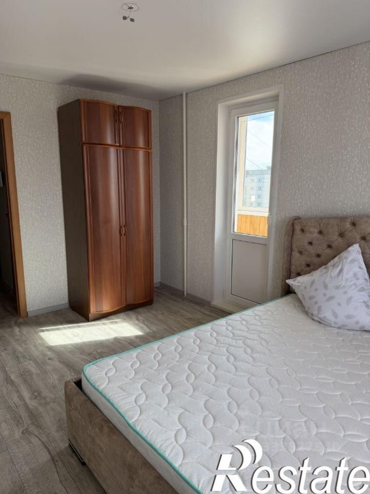 2-комн квартира Спортивная улица, 15Б,  д. 15Б
