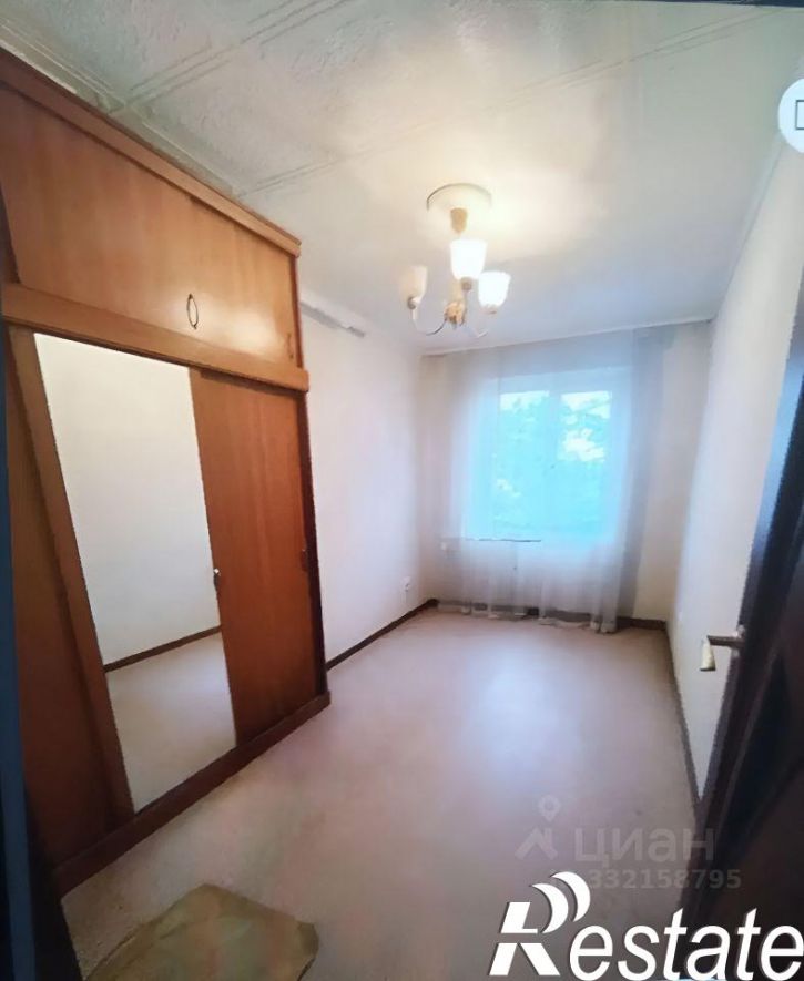 3-комн квартира улица Молодогвардейцев, 4,  д. 4