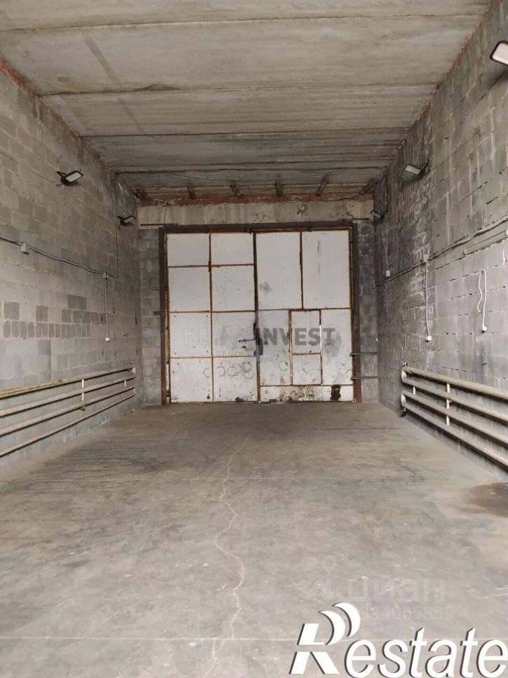 Гараж/парковка улица Героев Танкограда, 1В,  д. 1В