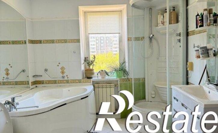 3-комн квартира улица 250-летия Челябинска, 15А,  д. 15А