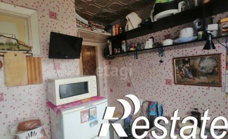 2-комн квартира улица Каширина, 27,  д. 27