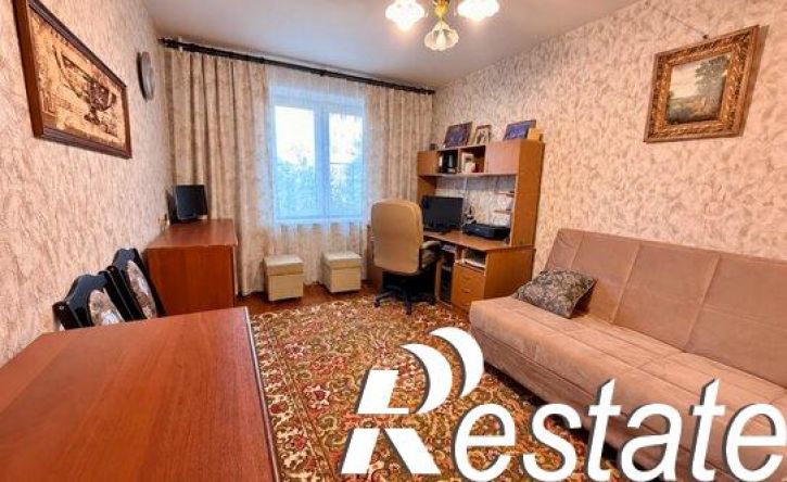 3-комн квартира улица Захаренко, 17,  д. 17