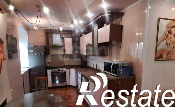 3-комн квартира улица Гагарина, 32А,  д. 32А